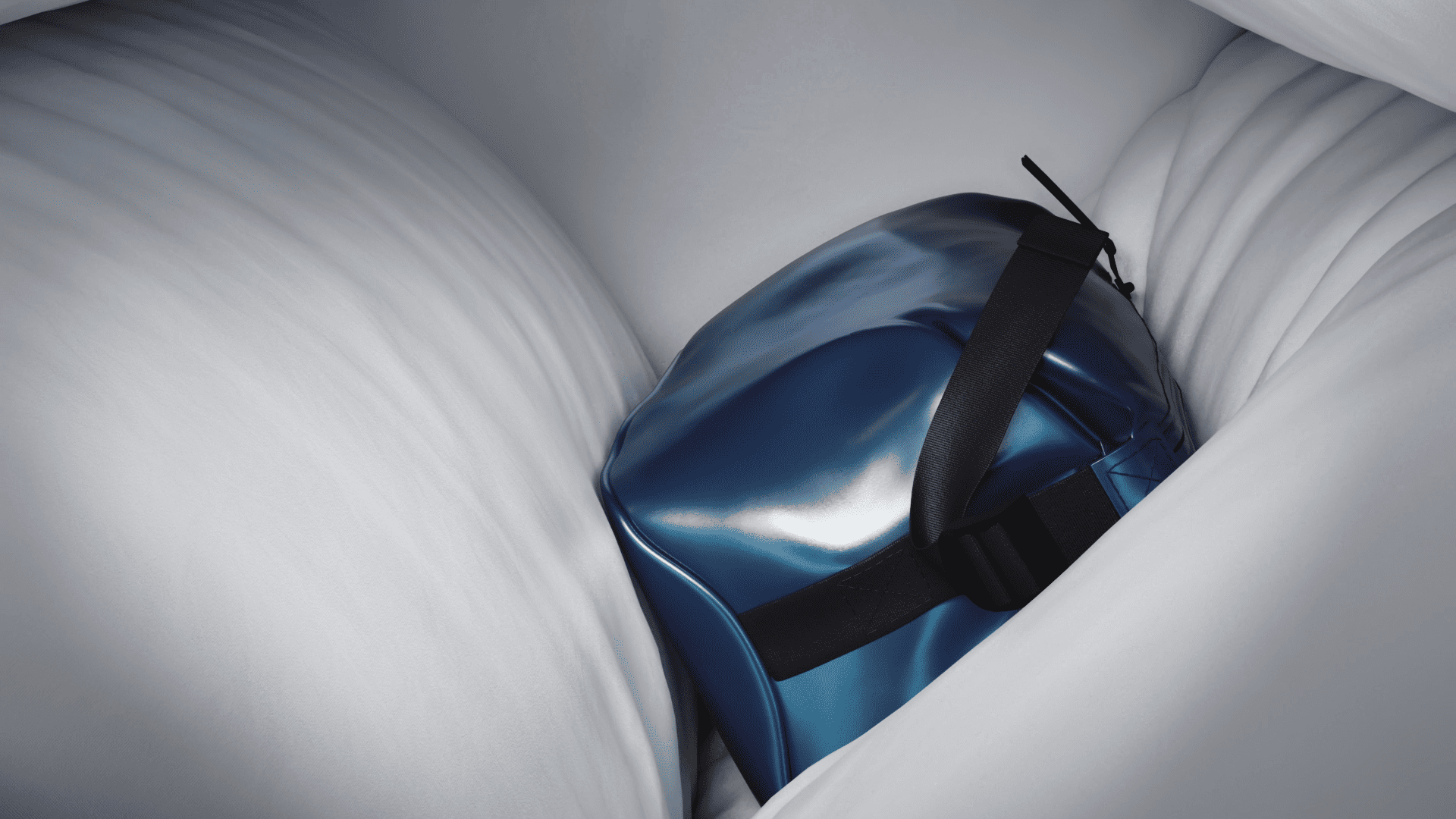 Rains_Christmas_Bags_1_Out_16х9.00_00_06_19.Still005